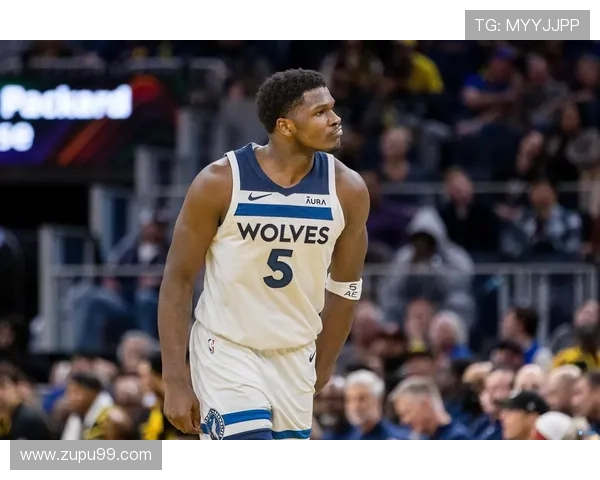 爱德华兹放话要隔扣姚明致敬 森林狼官方:只有他敢如此言辞 爱德华兹放话要隔扣姚明致敬 森林狼官方:只有他敢如此言辞